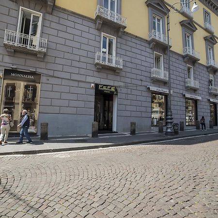 Le Stanze Di Piazza Dei Martiri Bed & Breakfast Napoli Bagian luar foto