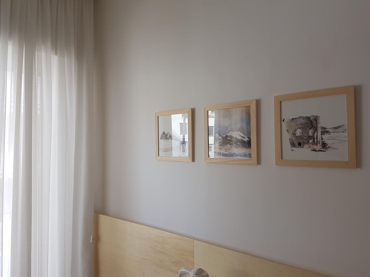 Le Stanze Di Piazza Dei Martiri Bed & Breakfast Napoli Bagian luar foto