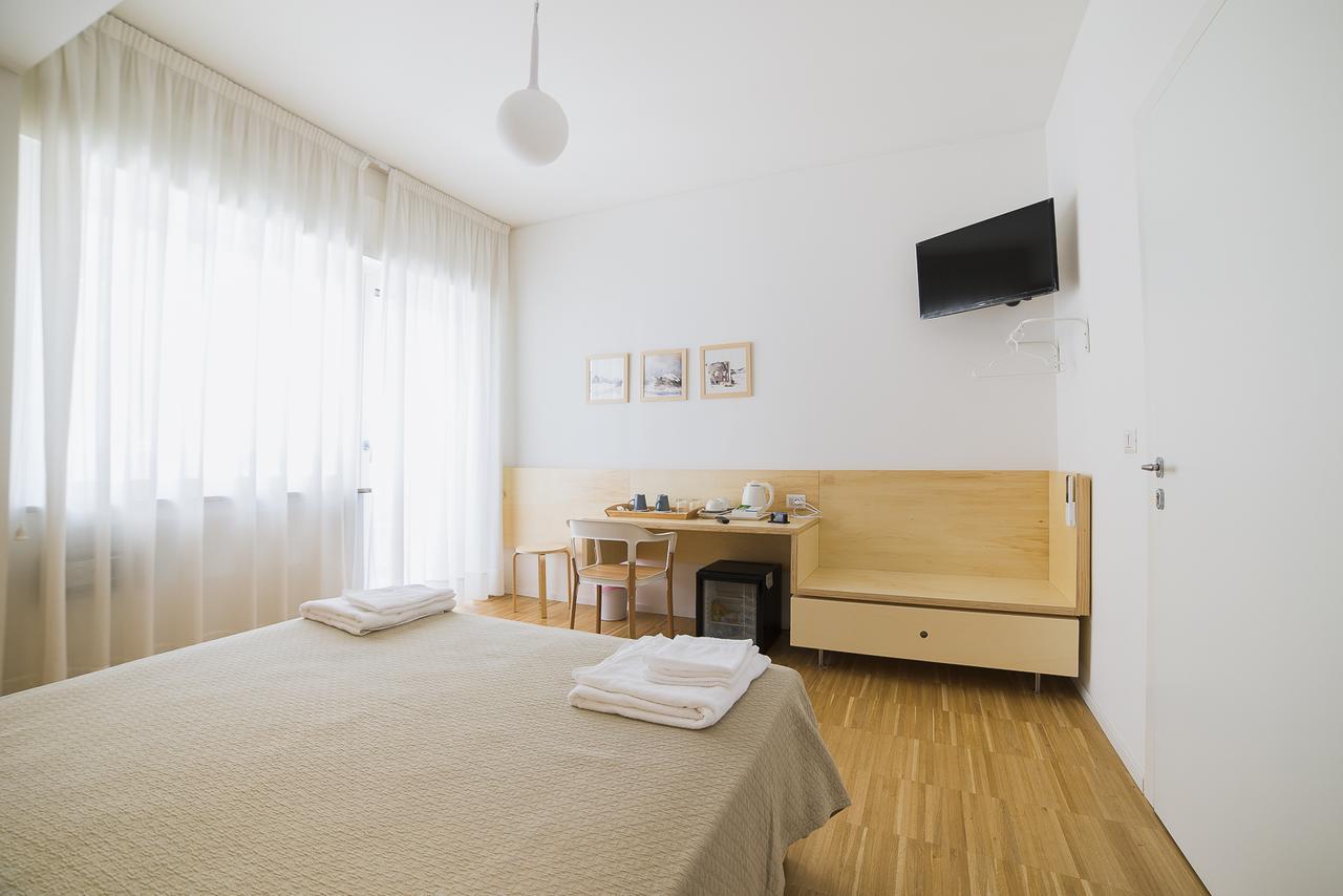 Le Stanze Di Piazza Dei Martiri Bed & Breakfast Napoli Bagian luar foto