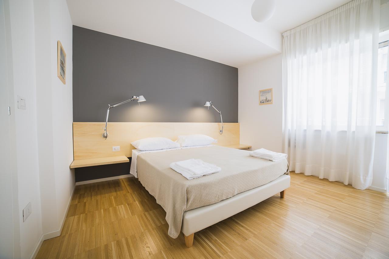 Le Stanze Di Piazza Dei Martiri Bed & Breakfast Napoli Bagian luar foto