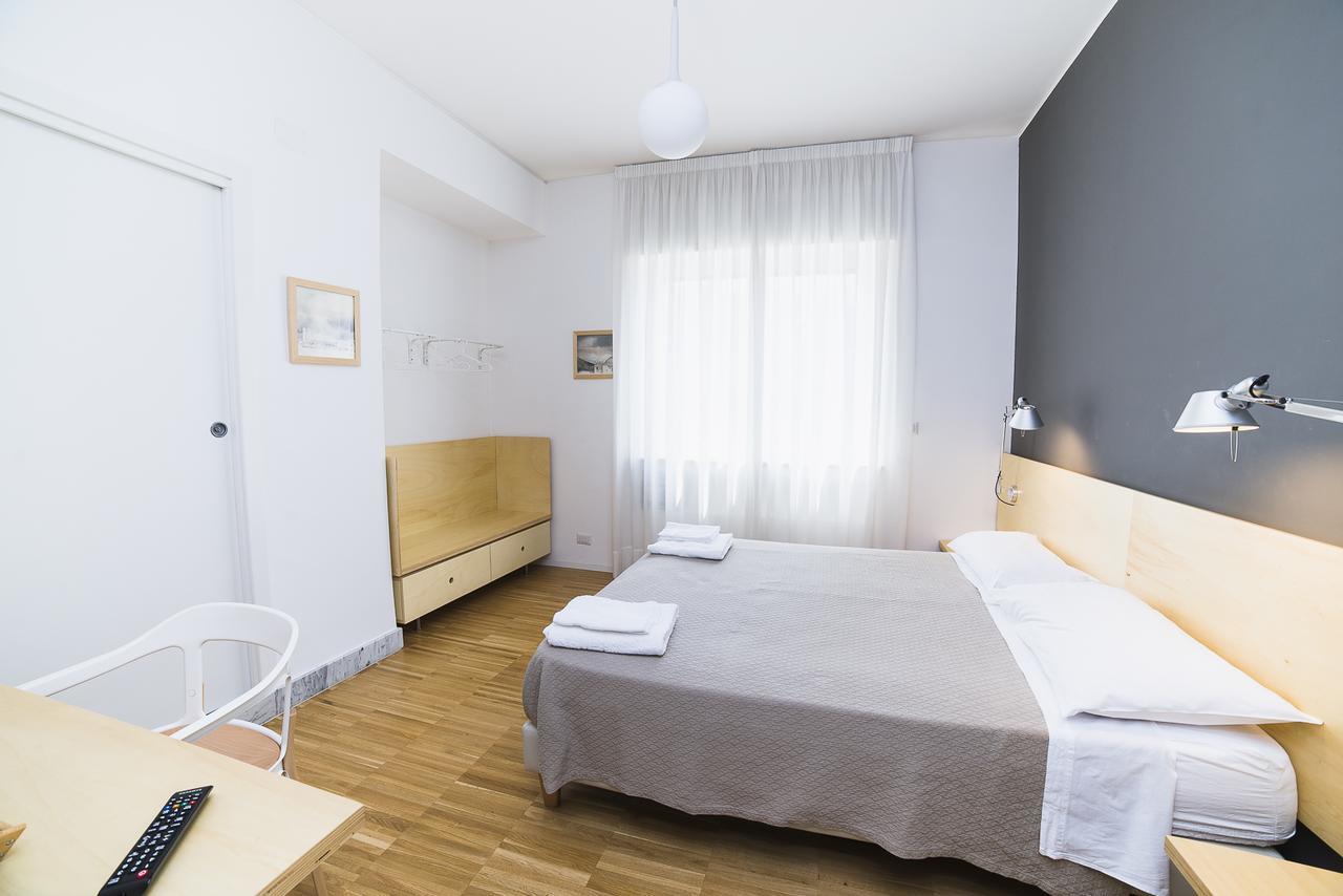 Le Stanze Di Piazza Dei Martiri Bed & Breakfast Napoli Bagian luar foto